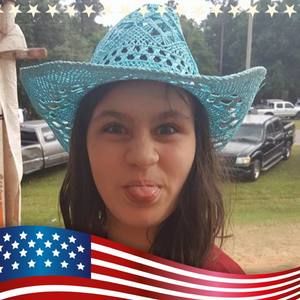 Meet your Posher, Claire